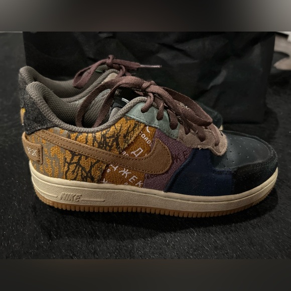 Nike Air Force 1 Low Travis Scott Cactus Jack (PS) U.S Preschool Size 3Y - Picture 2 of 4
